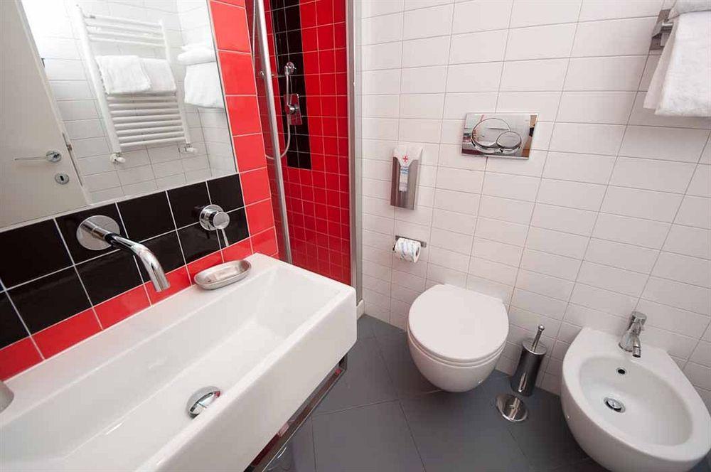 Zero6 Guest House Рим Екстериор снимка